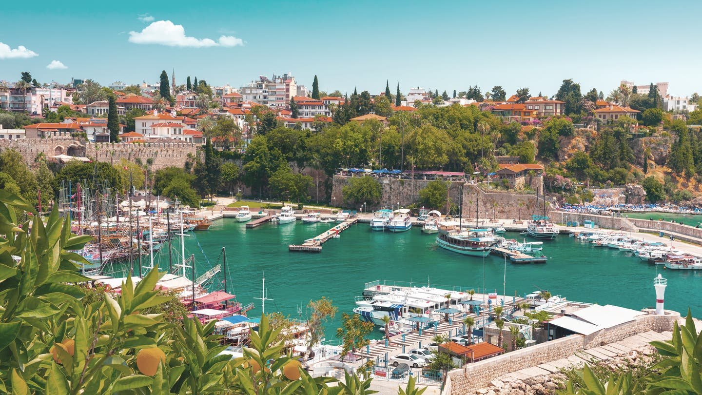 tuerkei-antalya-hafen
